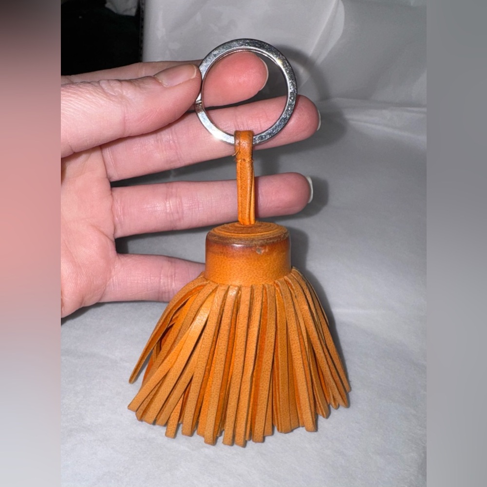 Hermès AUTHENTIC Carmen Leather Yellow Orange Fringe Key Ring Bag Charm - Picture 8 of 16